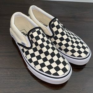 Checkered Slip on Vans